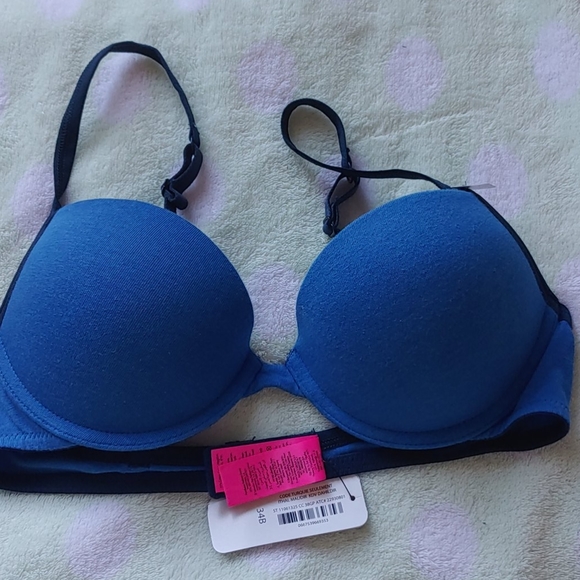 Bra - Picture 1 of 2